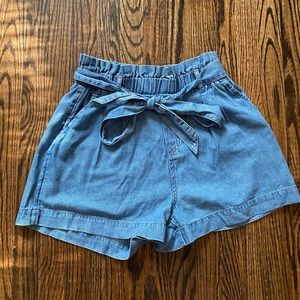 American Eagle Mom Shorts
